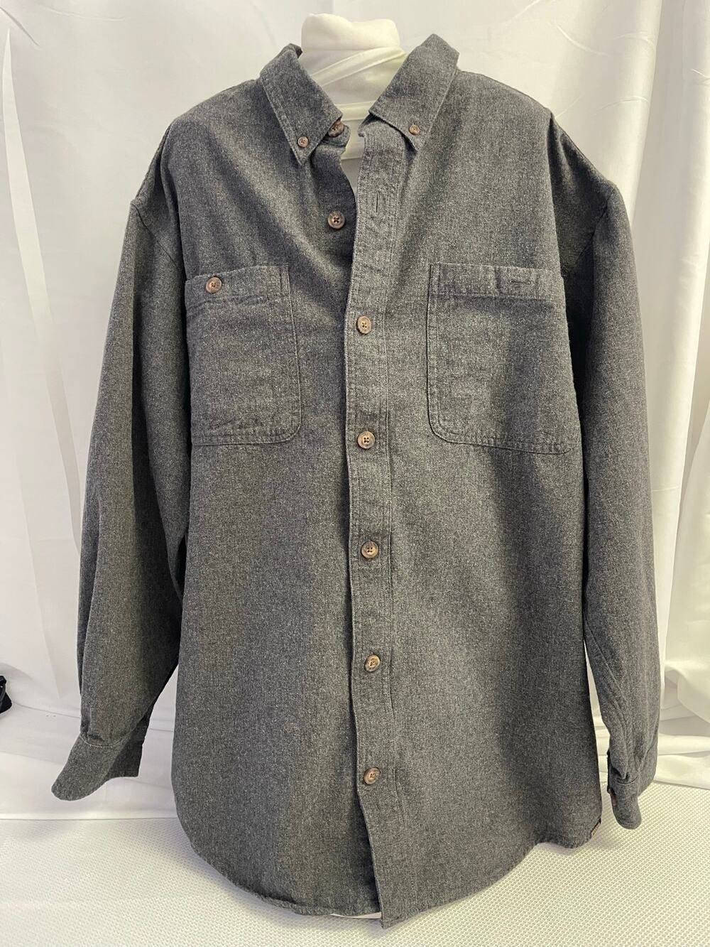 Duluth Trading Co Free Swingin’ Flannel Shirt Men’s L Gray 100% Cotton Workwear